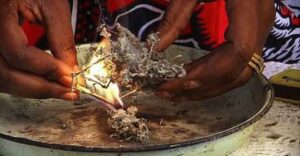 Traditional healer in Rikasrus